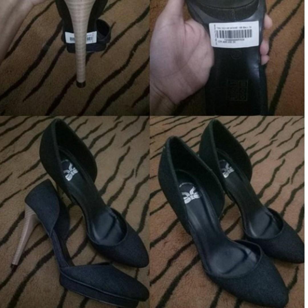 High Heels Ysl Original Women S Fashion Women S Shoes On Carousell