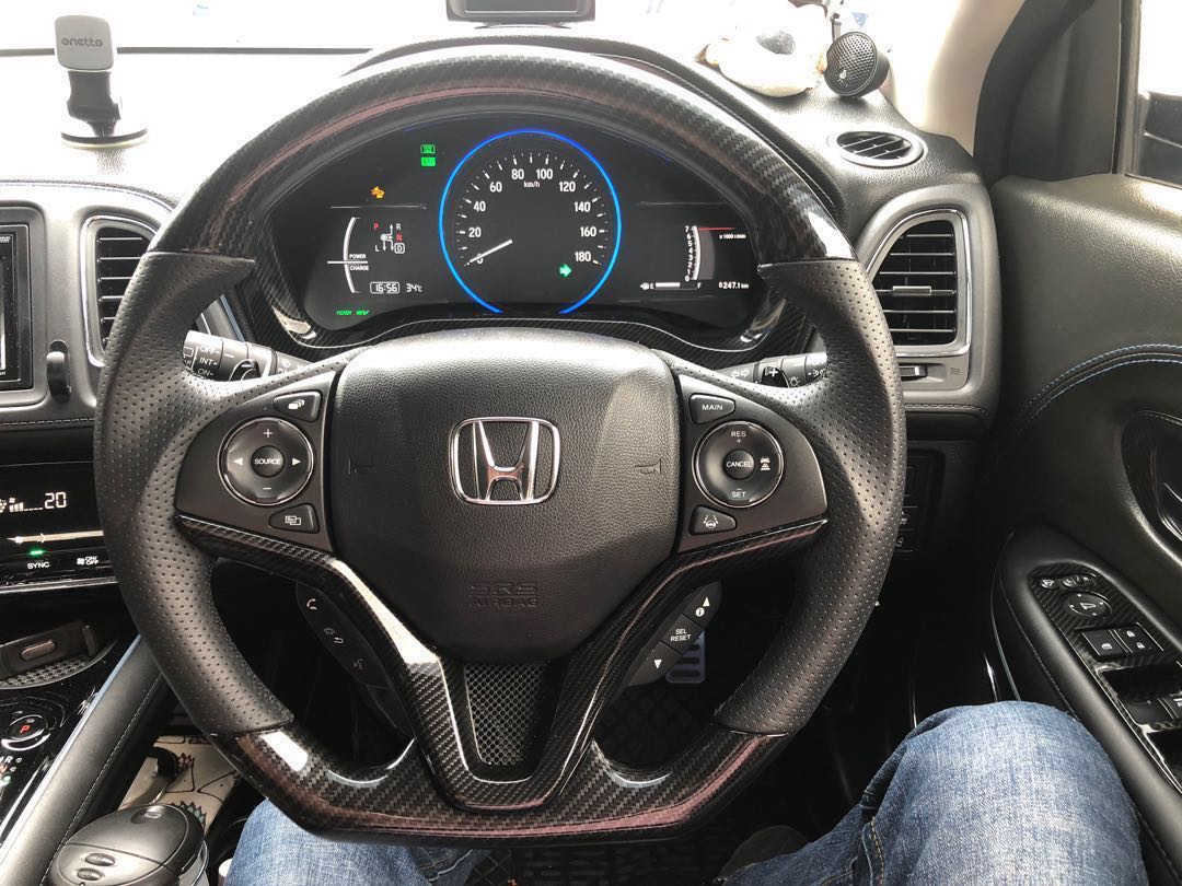 Honda vezel store steering wheel size
