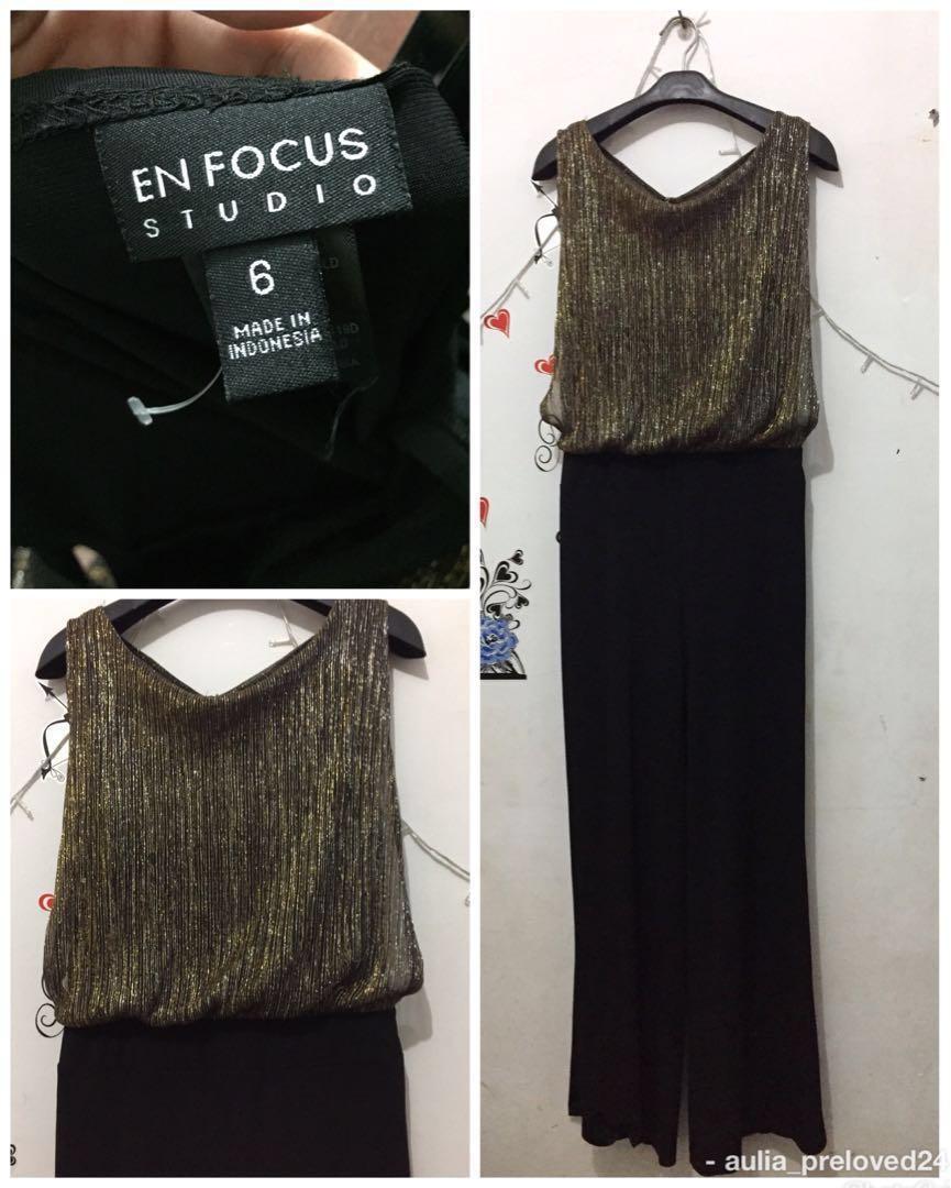 En focus studio jumpsuit outlet
