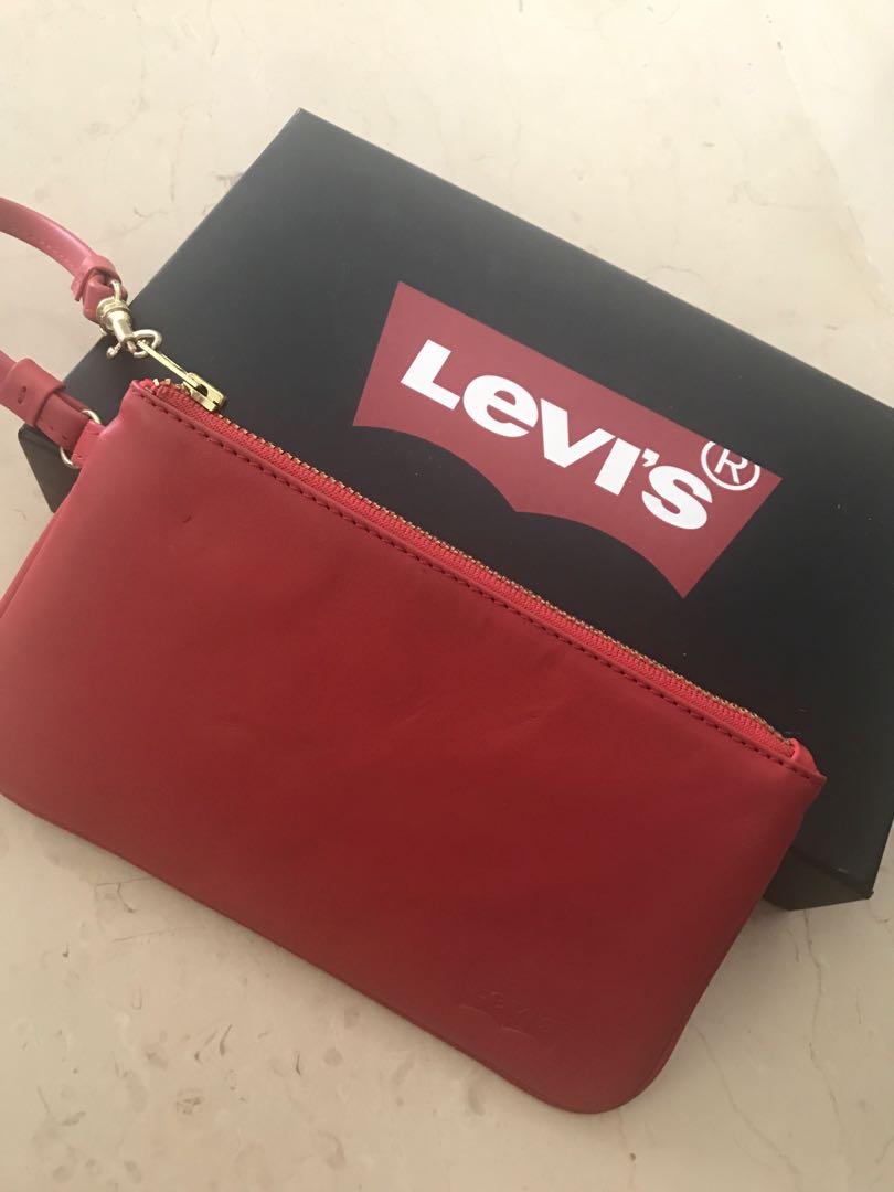 purse levis