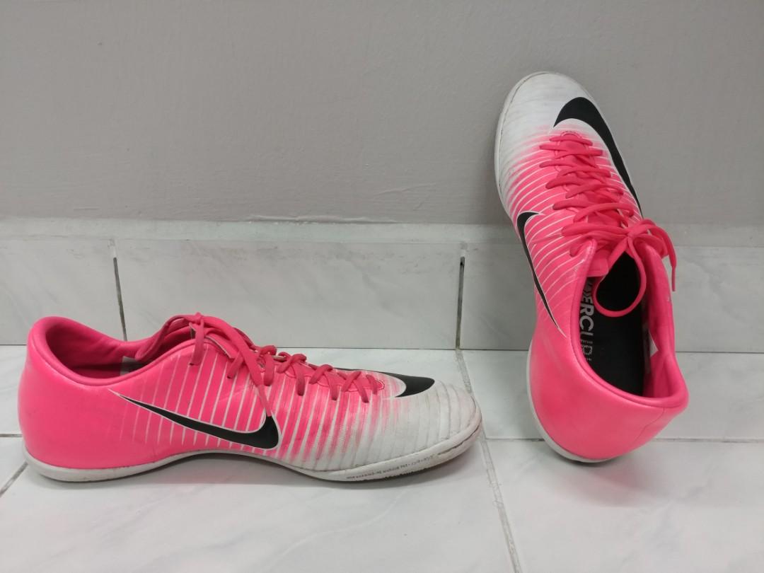 mercurial nike futsal shoes