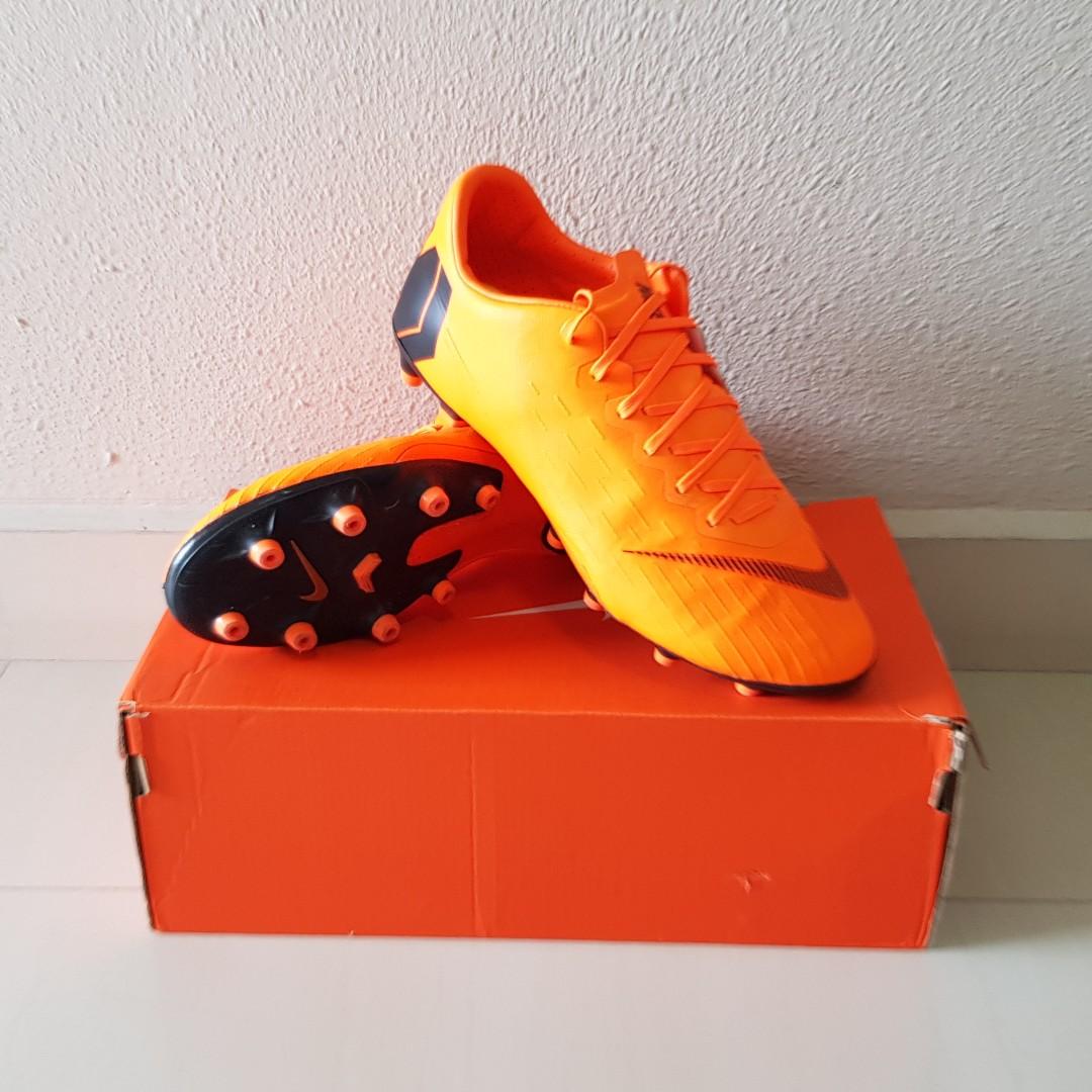 Mercurial vapor xii pro tf artificial turf soccer cleat online