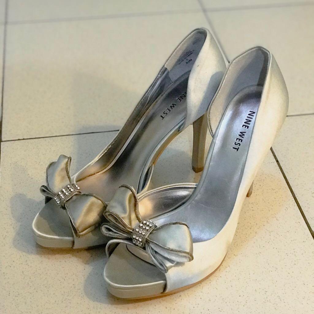 Nine West Silver Pewter Colour Heels size US 8 1 2