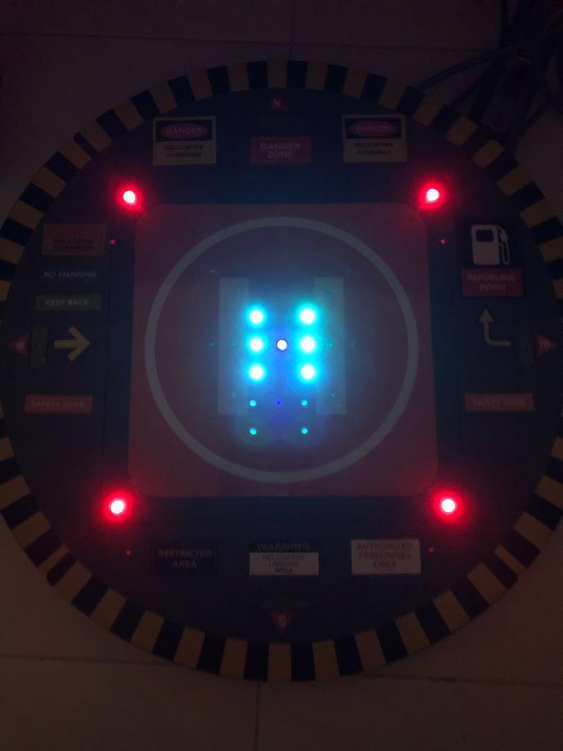 RCGEEK Drone Landing Pad Launch Pad with LED Lights Extensible for DJI