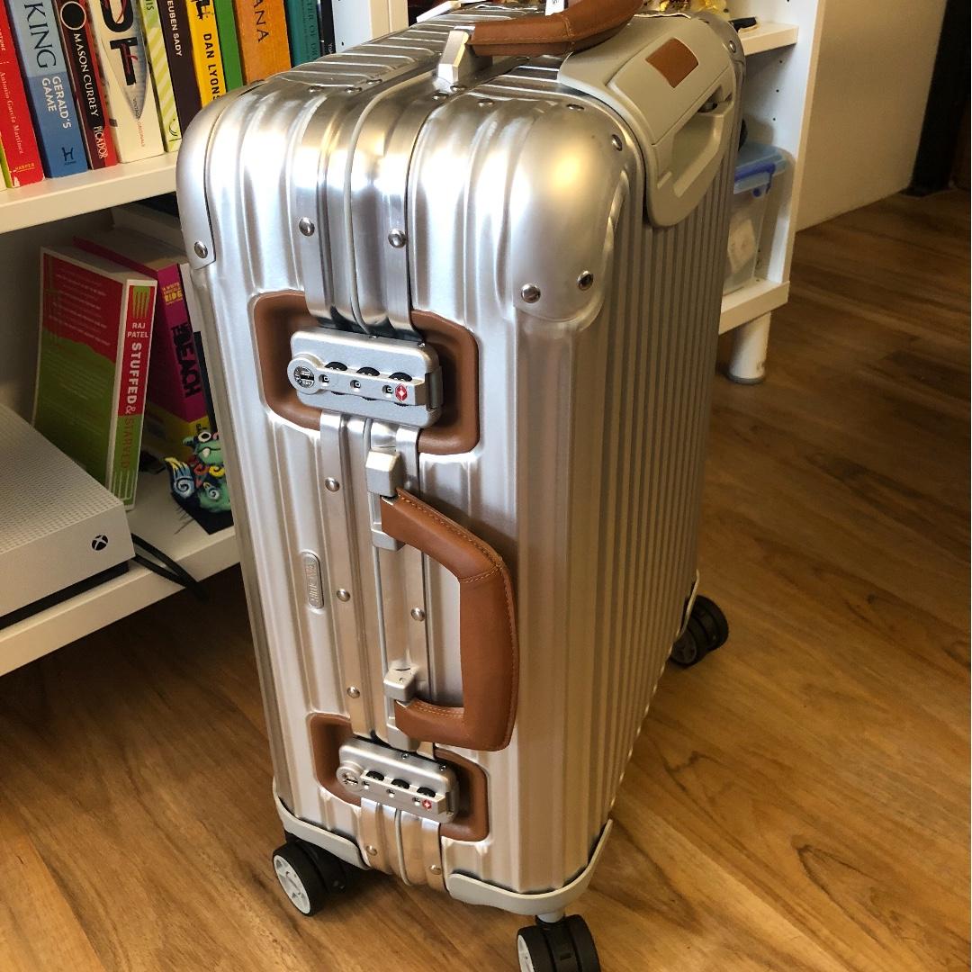 rimowa lufthansa luggage