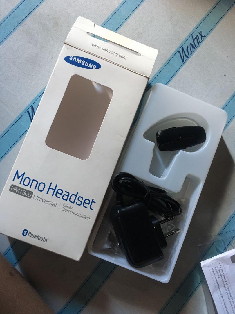 SAMSUNG Mono Headset (Category: Earphones) located in Manila. Submitted by ace02_ (Listing ID 211995009, Image 1). Description: Hi :) Selling Brand new Samsung Mono Headset For 300 only :) Complete package po never used nakuha lang sa raffle.. Pm lang po thank you..