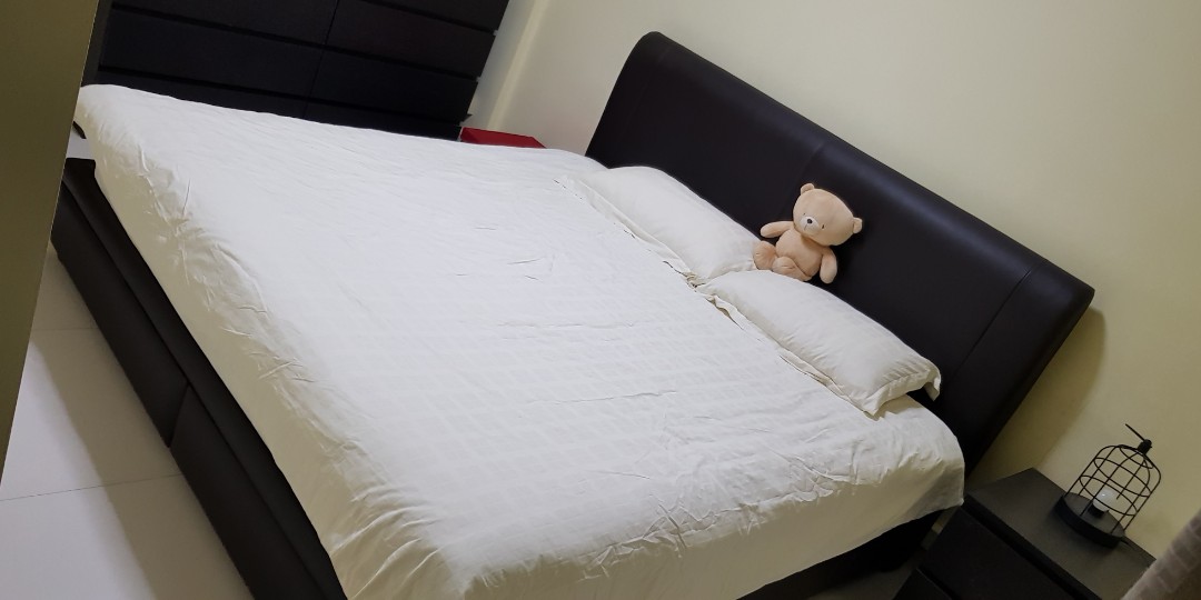Simmons King Size Bed For Furniture Beds Mattresses On Photo