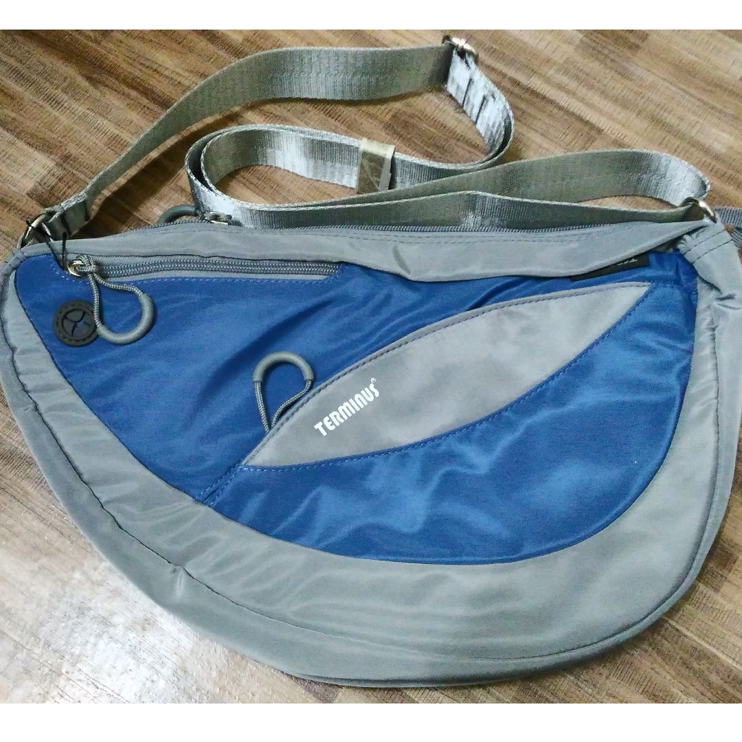 Terminus sling bag shop