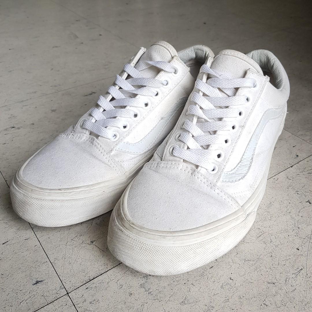 vans triple white old skool