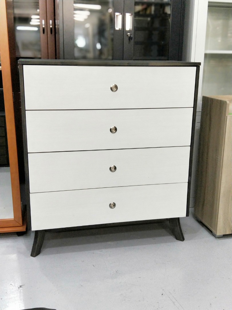 Williams Chest Of Drawers Furniture Shelves Drawers On Carousell
