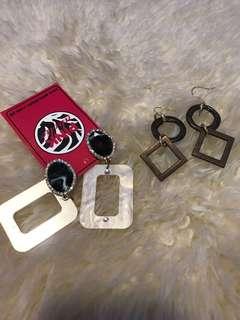 Lot of 2 dangling fancy earrings
