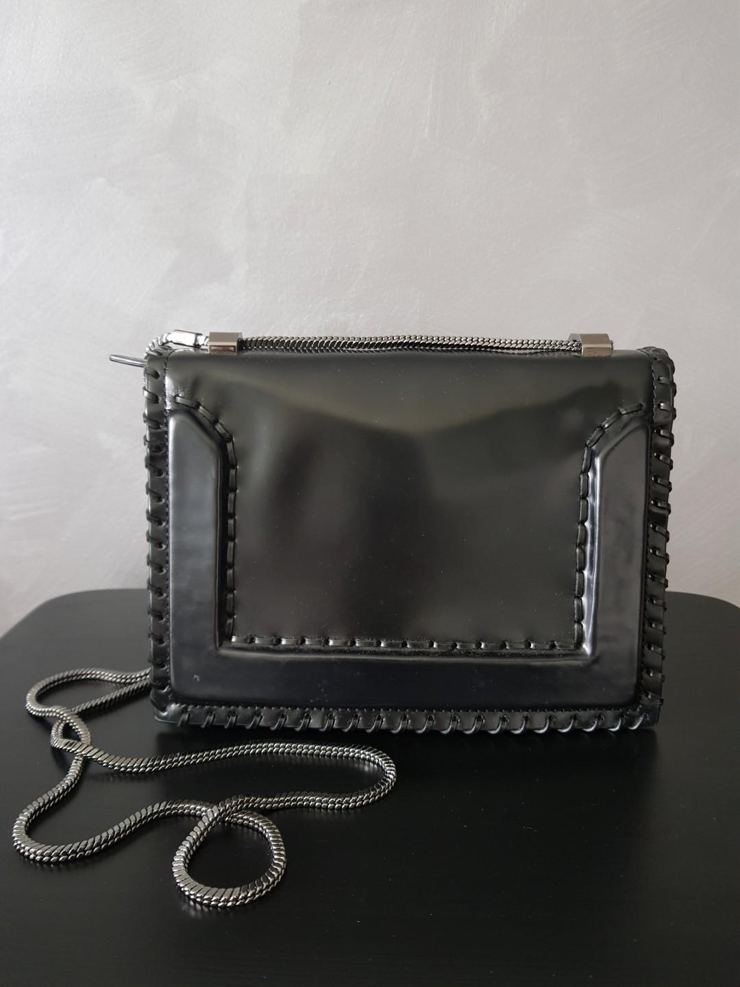 Mini soleil store leather shoulder bag