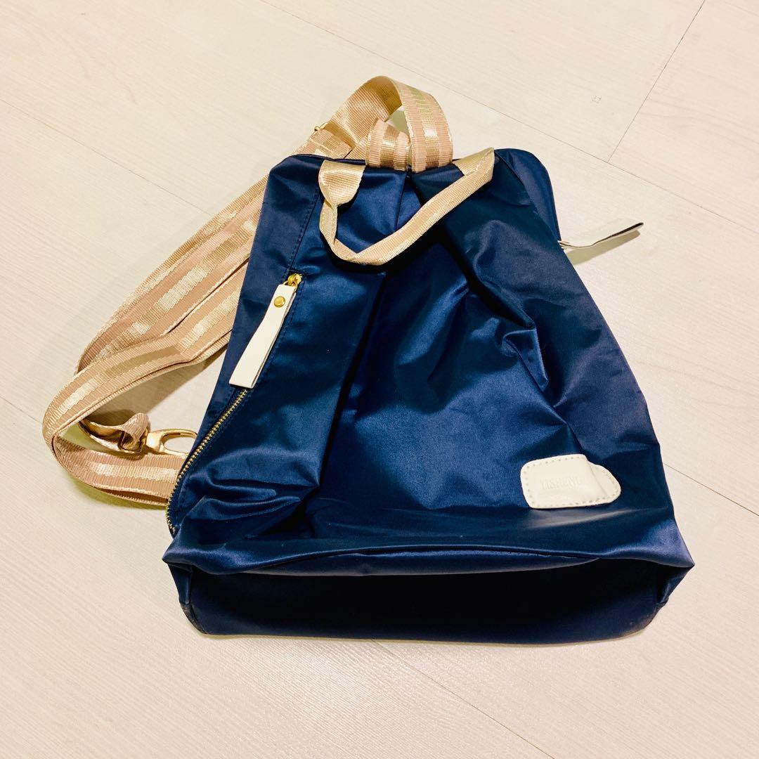 blue and gold bag