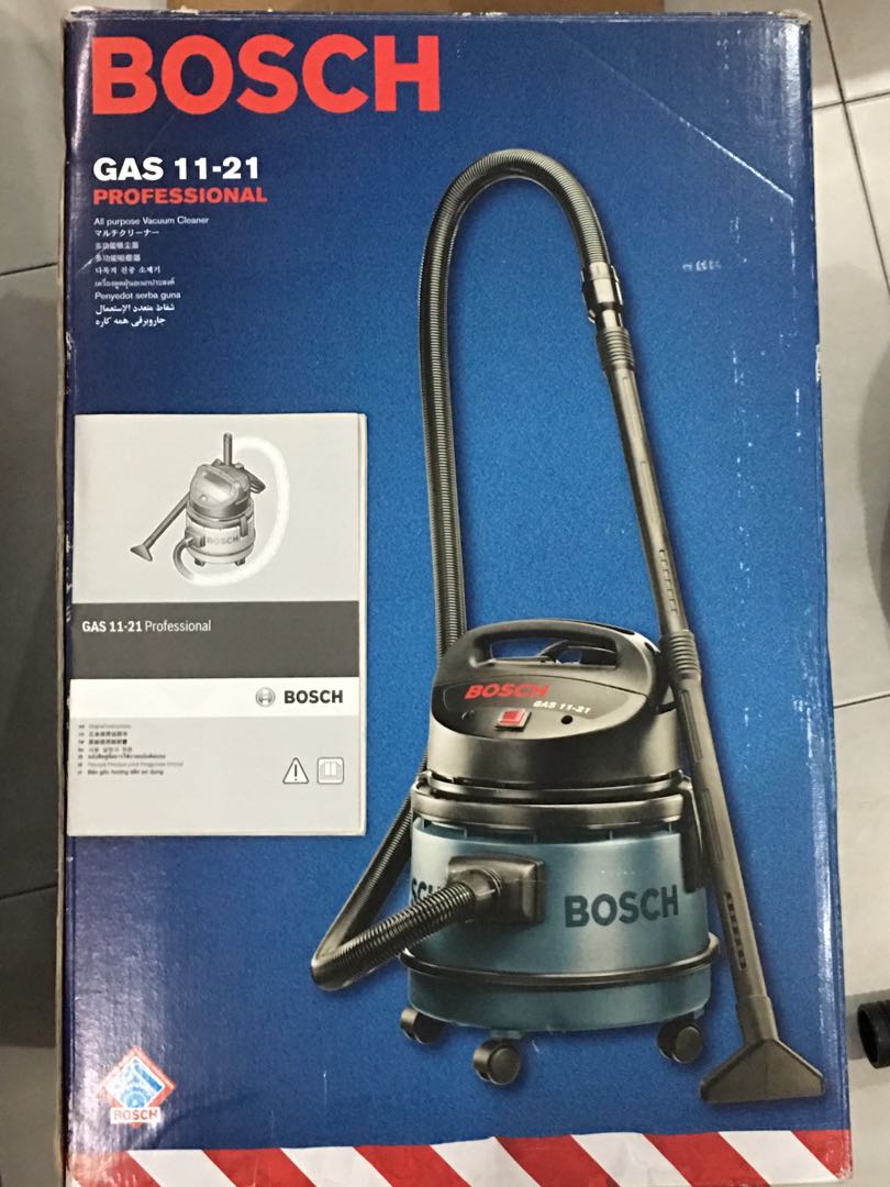Bosch Vacuum Cleaner Wet & Dry GAS 1121, Home Appliances, Cleaning