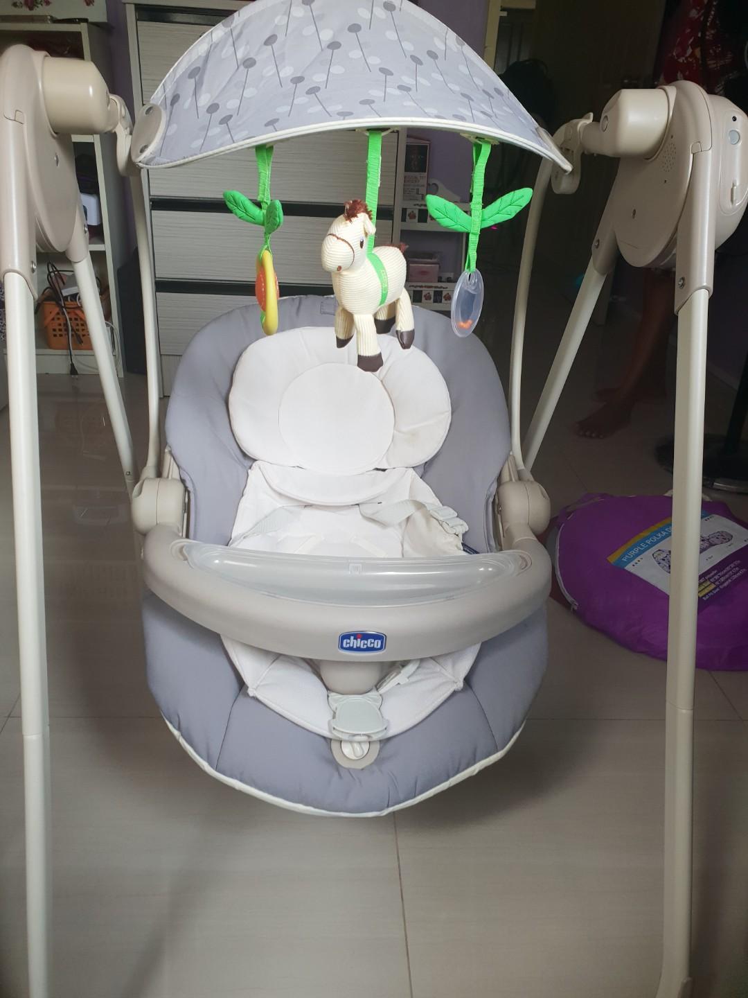 Chicco Baby Swing, Babies & Kids, Infant Playtime on Carousell