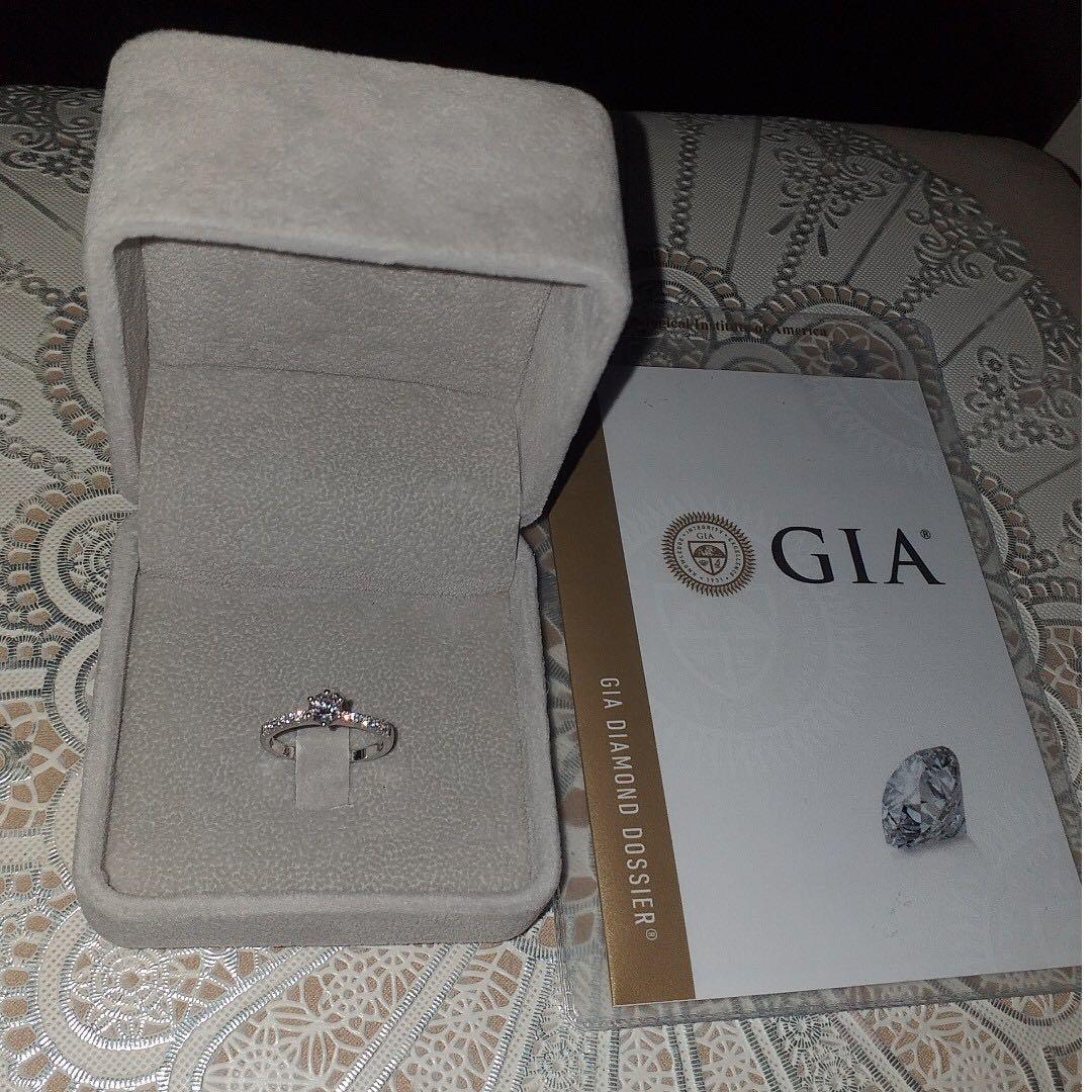 Cincin Berlian GIA 0.40ct F VVS2 Excellent Cut