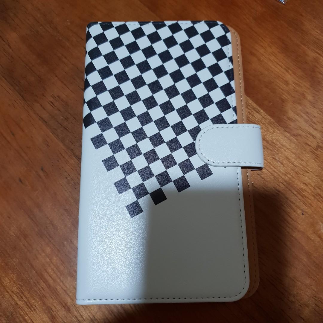 Wallpaper Danganronpa V3 Dice Phone Case Entertainment J Pop On Carousell Free