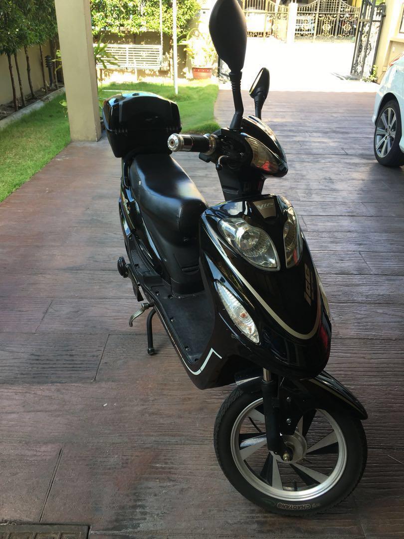 Penang! Electric motorbike scooter, Motorbikes on Carousell