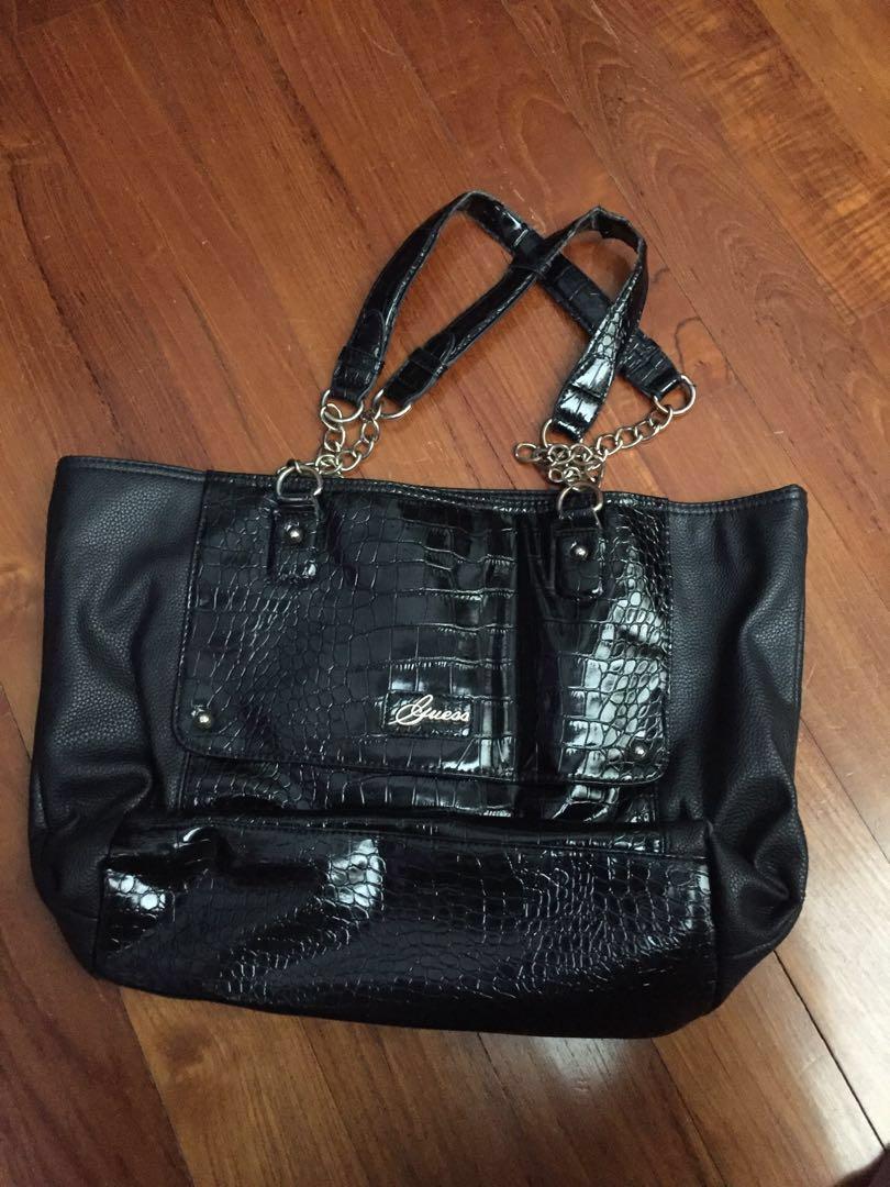 black guess tote