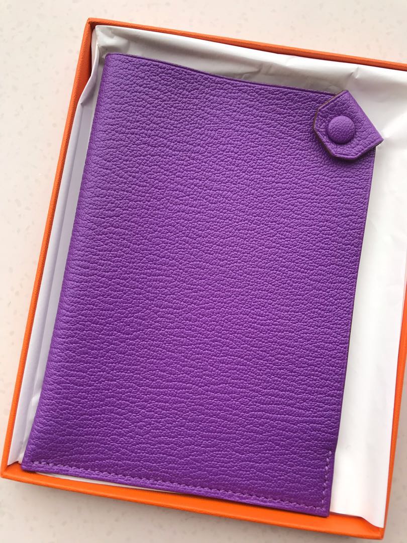 Hermes Passport Holder, 名牌, 飾物及配件 Carousell
