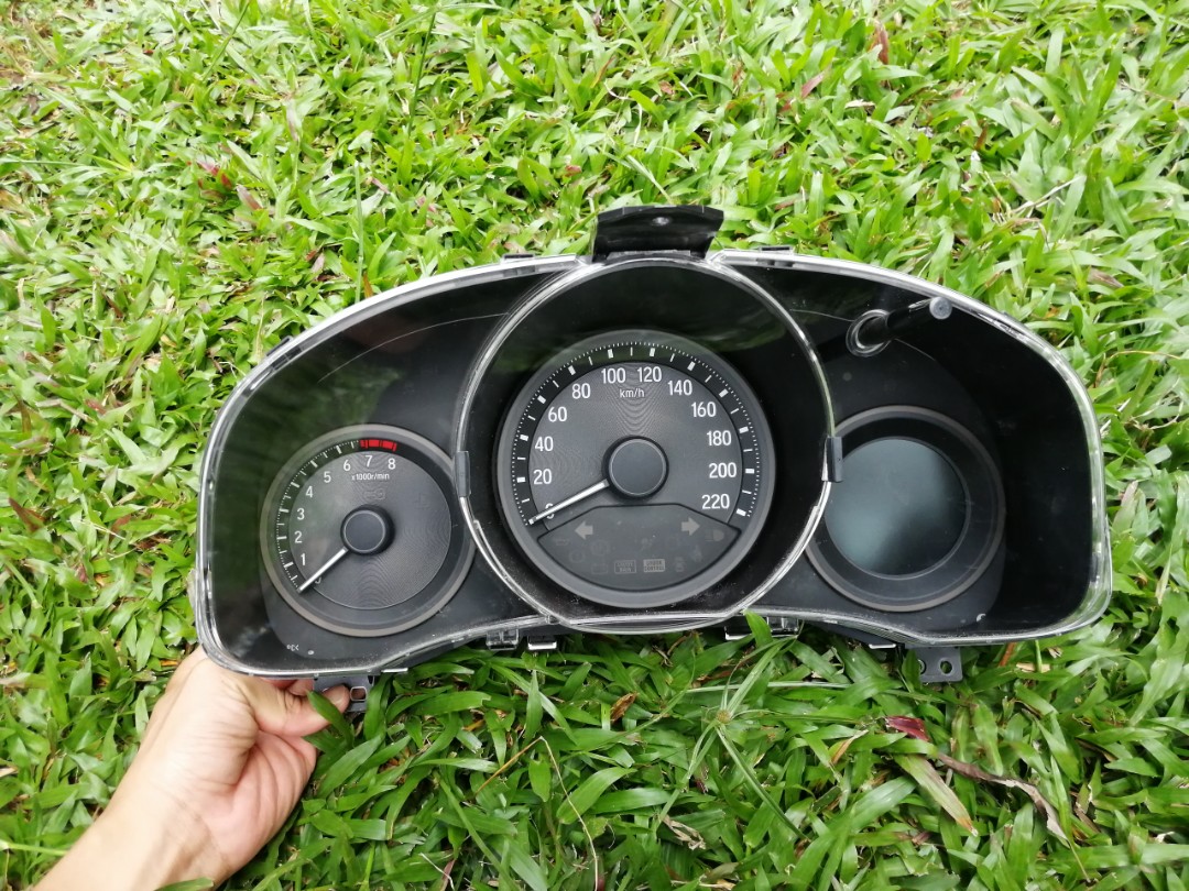 Honda Jazz 2018 meter, Auto Accessories on Carousell