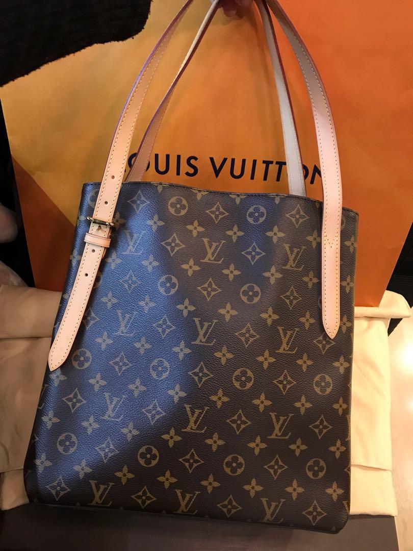 Louis+Vuitton+Voltaire+Shoulder+Bag+One+Size+Black+Leather for