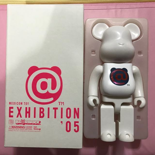 Medicom 罕有Exhibition 05 400% Bearbrick, 興趣及遊戲, 玩具& 遊戲類