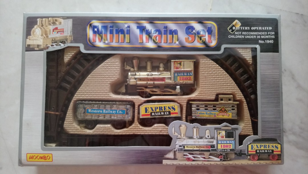 mini train set