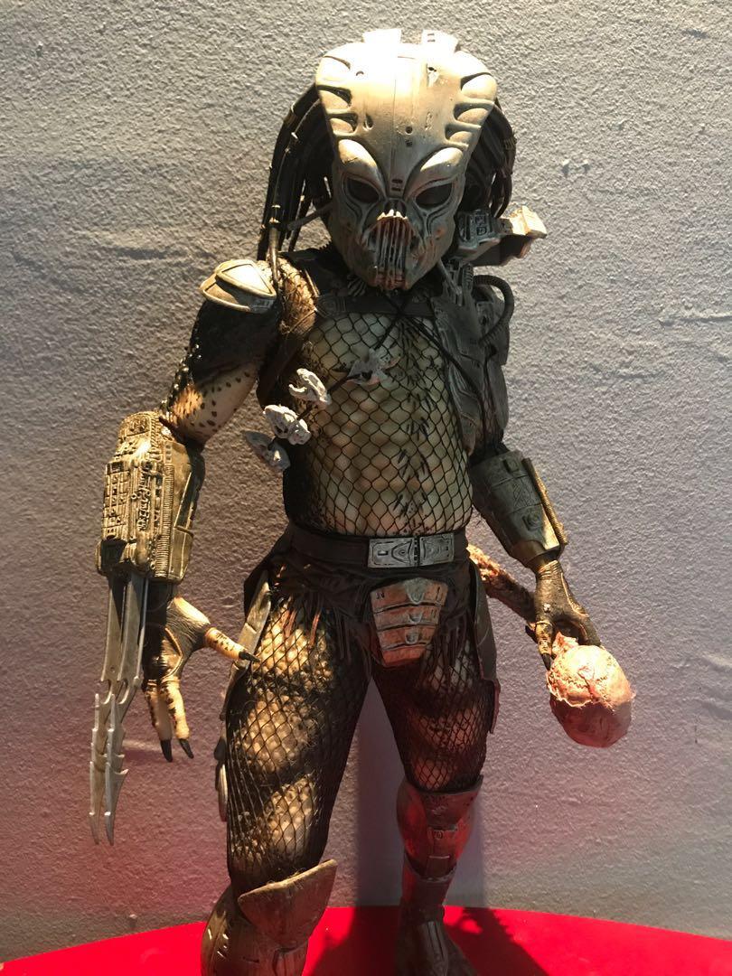 neca guardian predator