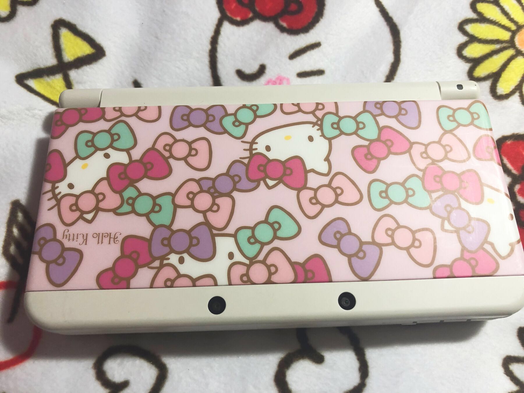 Nintendo New 3DS “Modded” Hello Kitty limited edition, Video Gaming