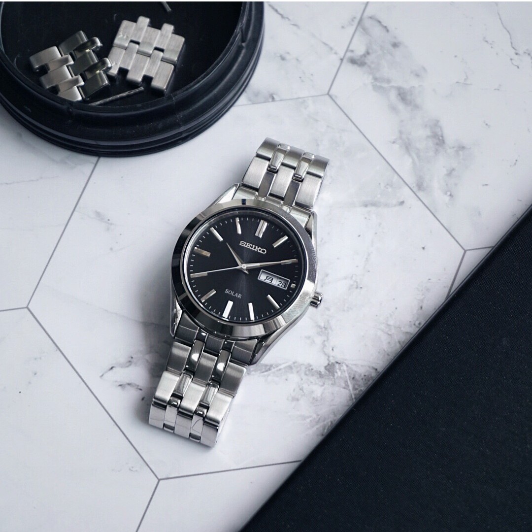 Seiko solar hotsell v158 0az0