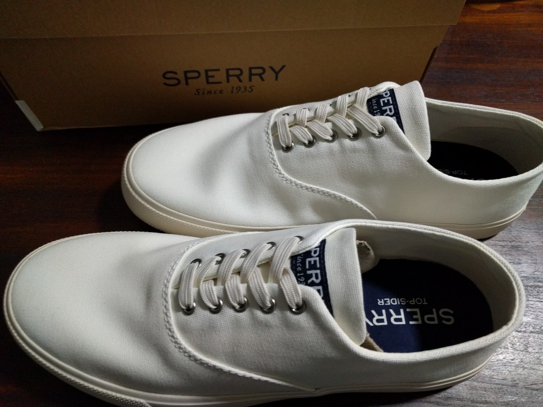 Sperry Men Captain's CVO White Sneakers 
