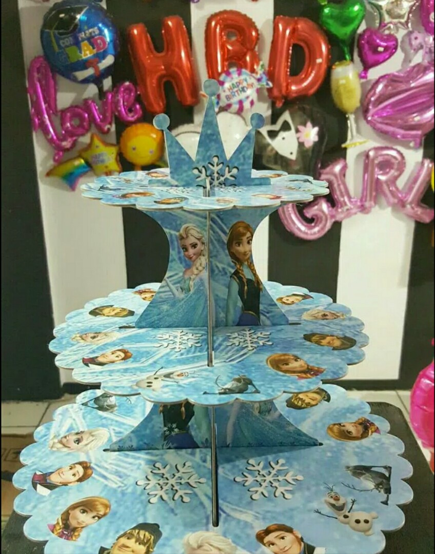 Stand Cupcakes Frozen Cupcakes Stand Karakter Frozen Design