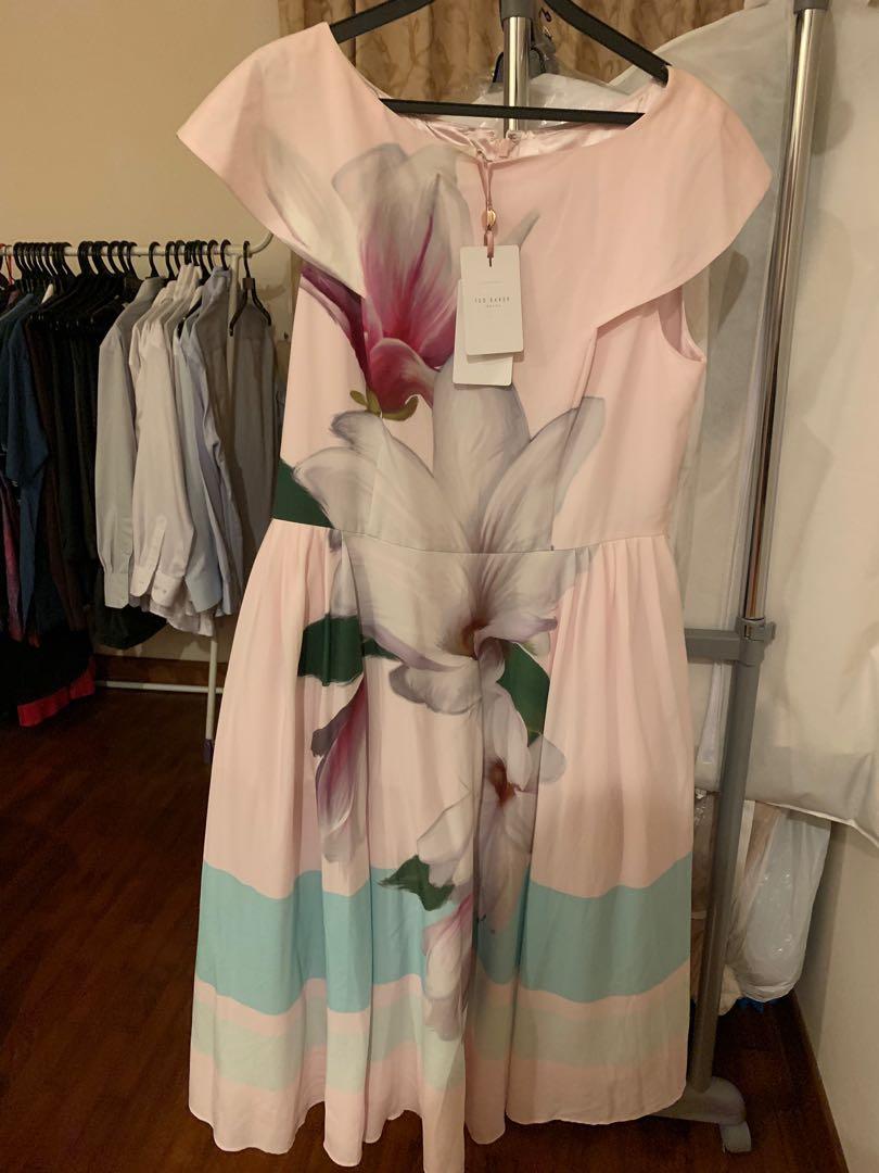 Ted baker size 5 beautiful pink Magnolia dress is size 12 uk size 16