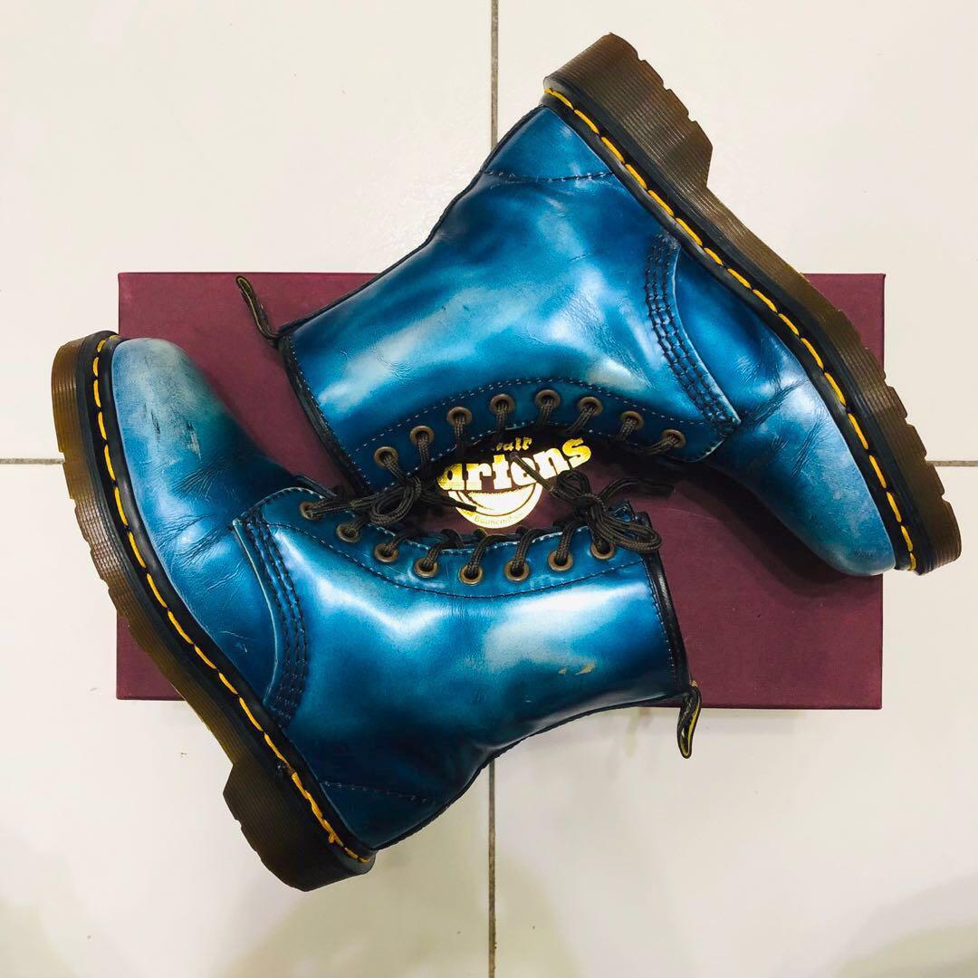 Metallic blue dr on sale martens