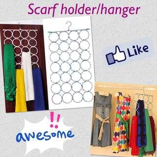 Scarf holder/hanger