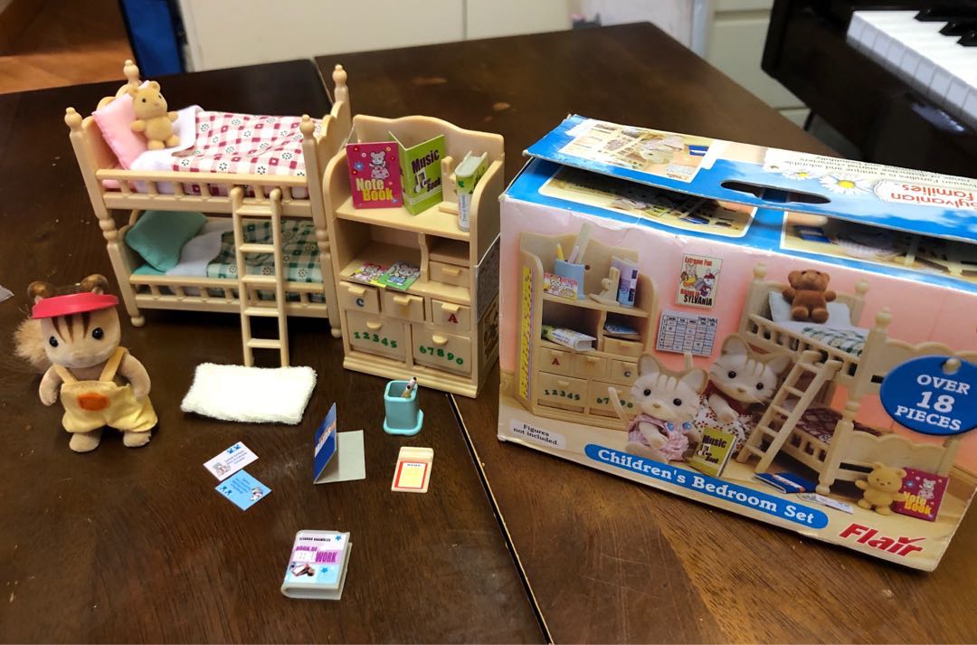 sylvanian families children's bedroom set