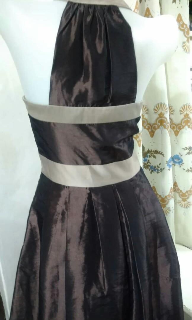 BCBG Paris Brown Razorback Dress (Category: Dresses) located in Manila. Submitted by stayseekate (Listing ID 212462054, Image 2). Description: BCBG Paris Brown Razorback Dress Good for Prom, Wedding, Fancy Dinner Date, Formal Events Size 8 Medium to Semi Large bodyframe EUC Used once Negotiable.