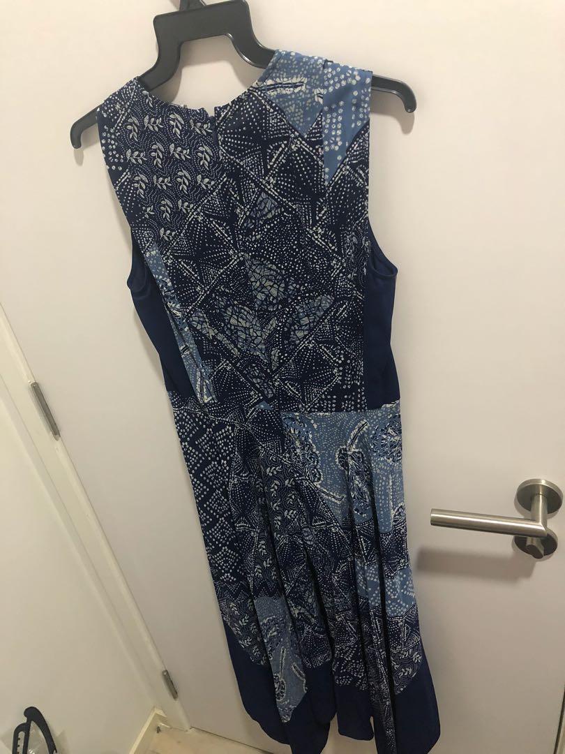 Bcbg stitch scarf shift dress online