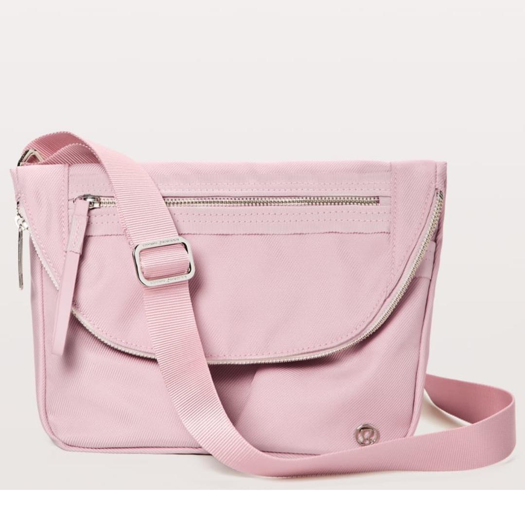 pink lululemon bag