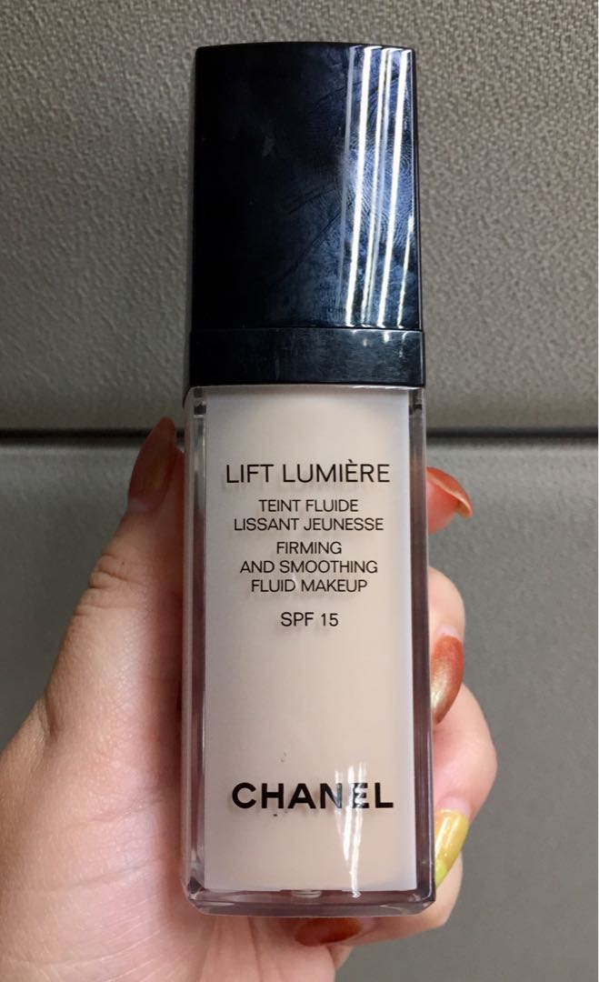 CHANEL, Makeup, Chanel Lift Lumiere Firming Smoothing Sunscreen Fluid  Makeup