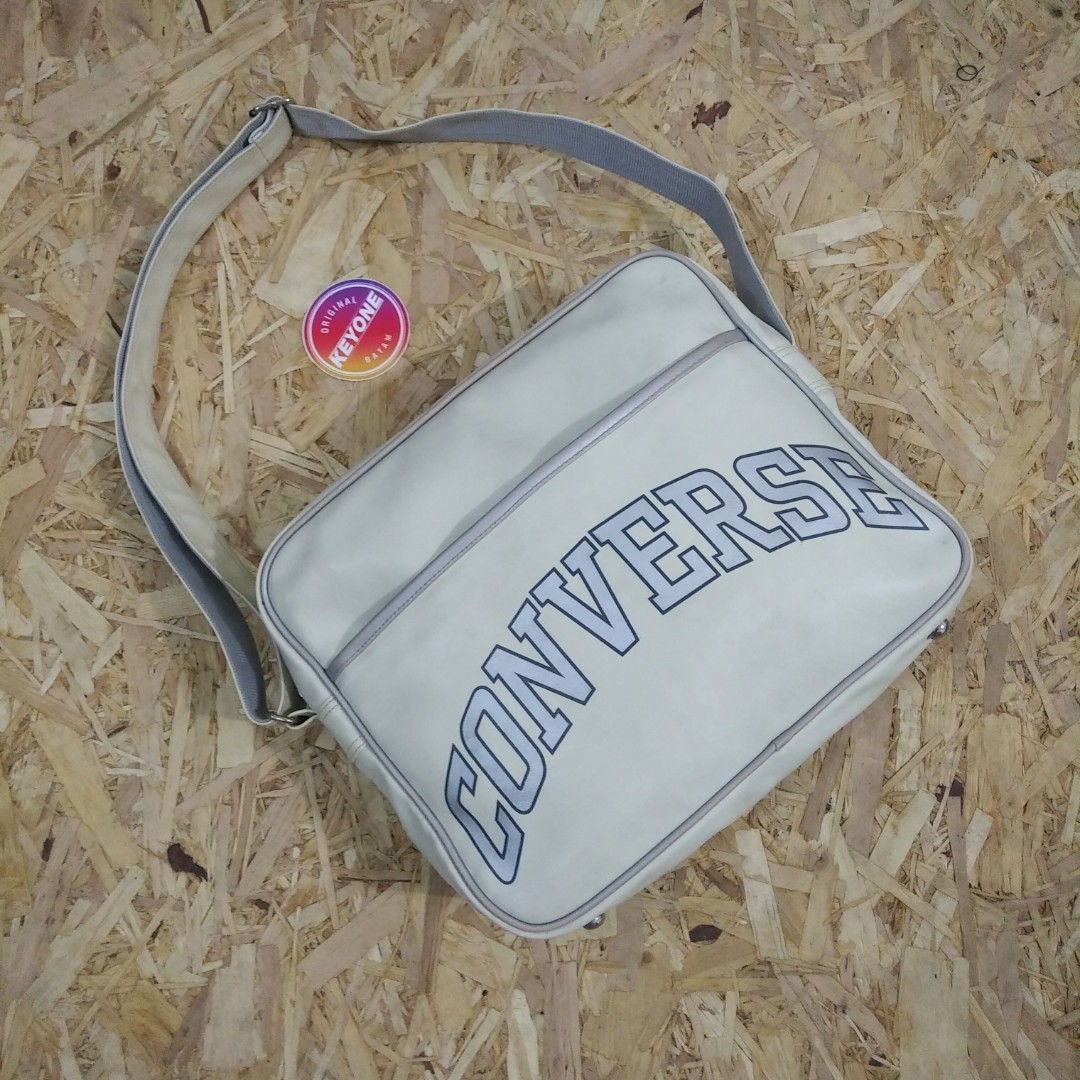 converse white bag