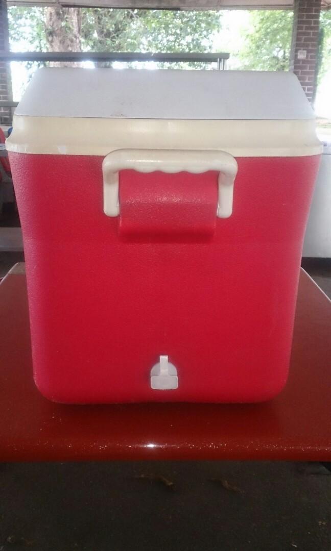 Ice outlet box murah