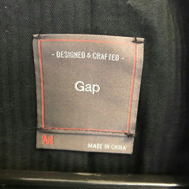 Gap Jacket (Category: Coats, Jackets and Outerwear) located in Singapore. Submitted by alim73 (Listing ID 133967667, Image 3). Description: Gap Jacket. Heavy feel with inner lining. Worn twice. Dry cleaned.. Bought in HK..
