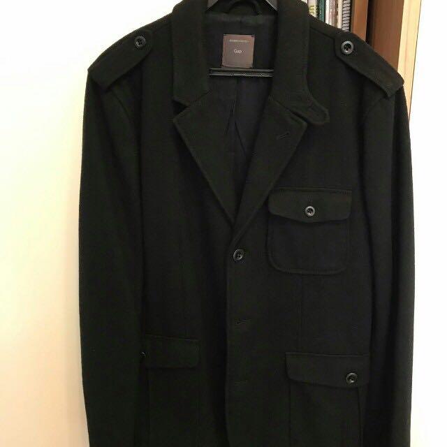Gap Jacket (Category: Coats, Jackets and Outerwear) located in Singapore. Submitted by alim73 (Listing ID 133967667, Image 1). Description: Gap Jacket. Heavy feel with inner lining. Worn twice. Dry cleaned.. Bought in HK..