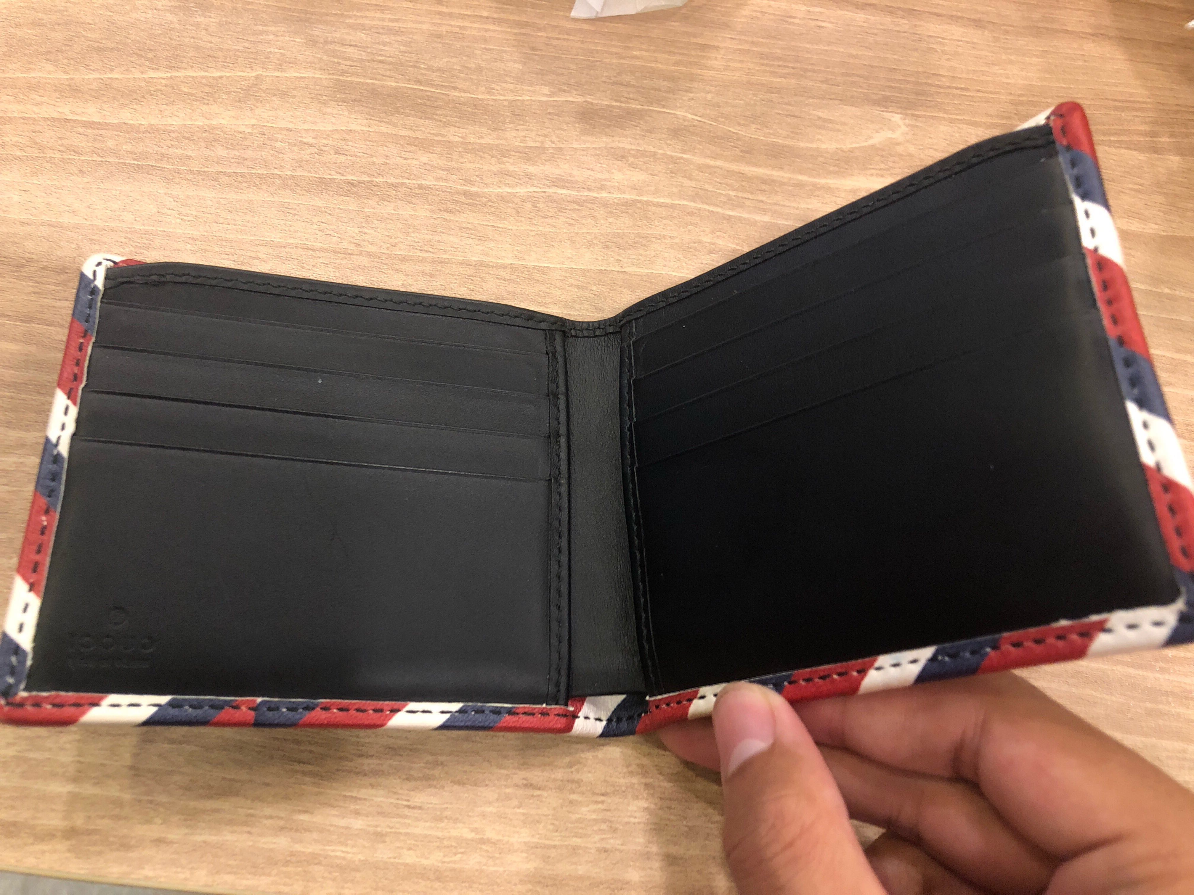 gucci night courrier wallet