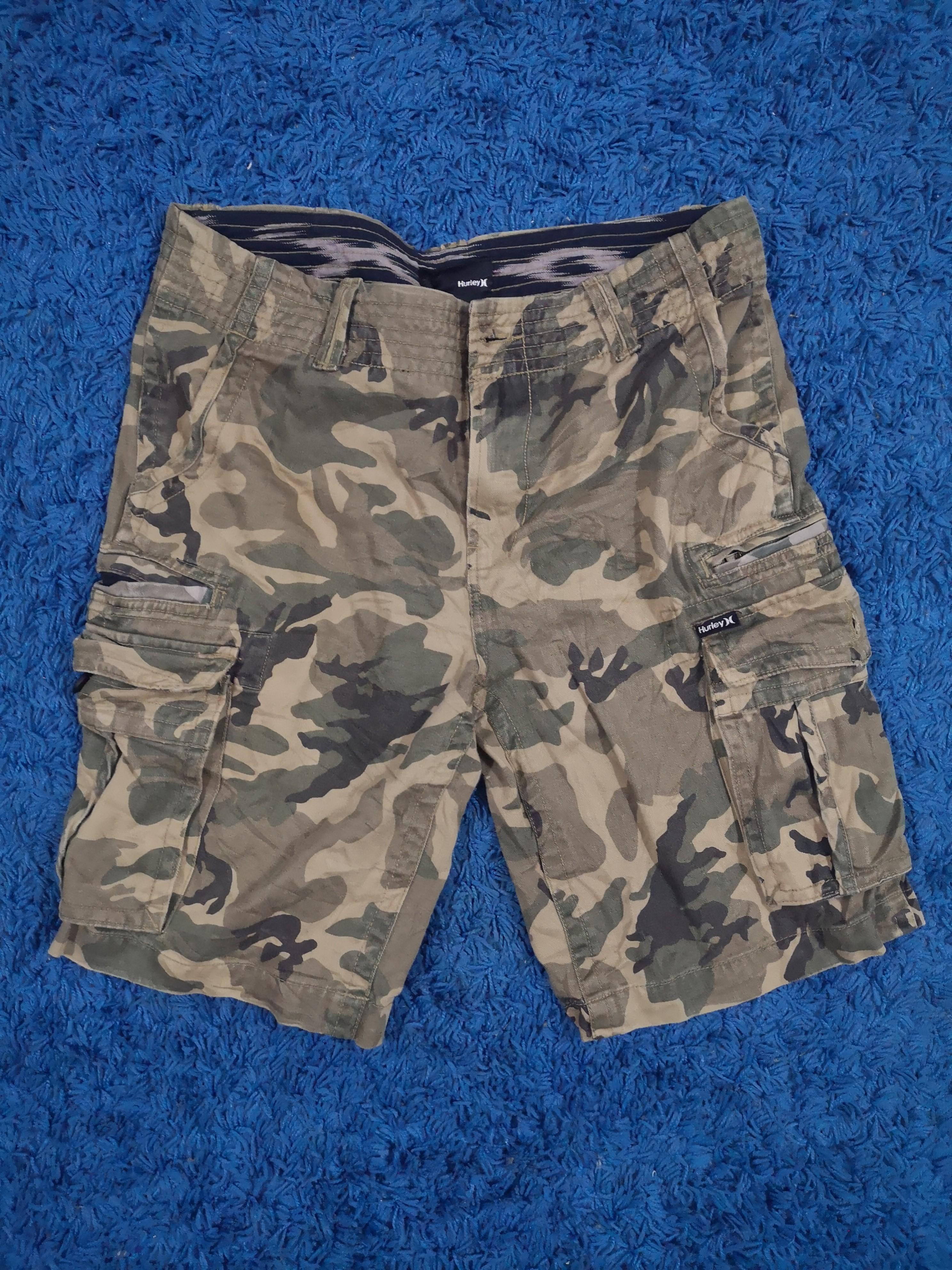 Hurley camo cargo online shorts