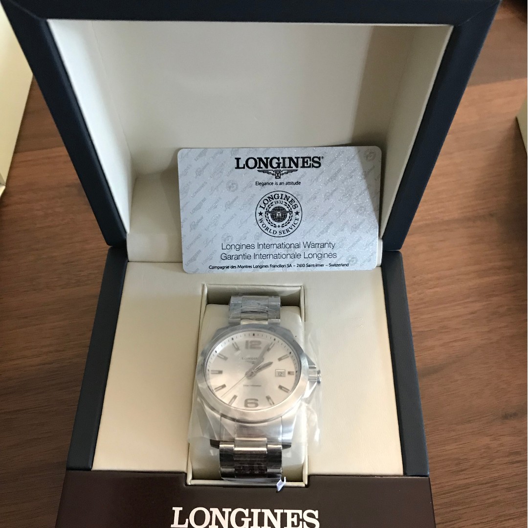 Longines store conquest silver