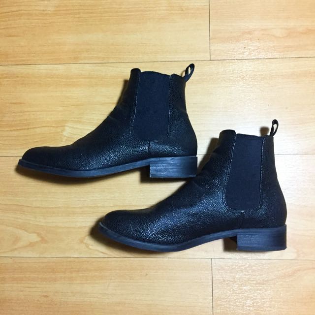 monki chelsea boots