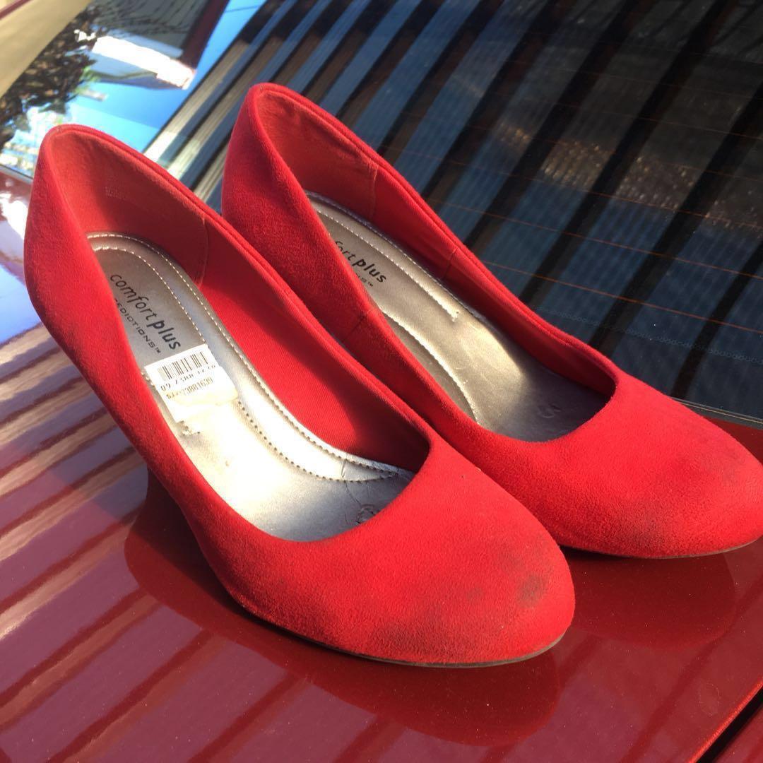 payless red shoes
